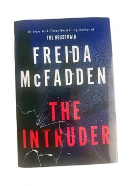 The Intruder- by Freida McFadden - Hardback Book - sprayed edges